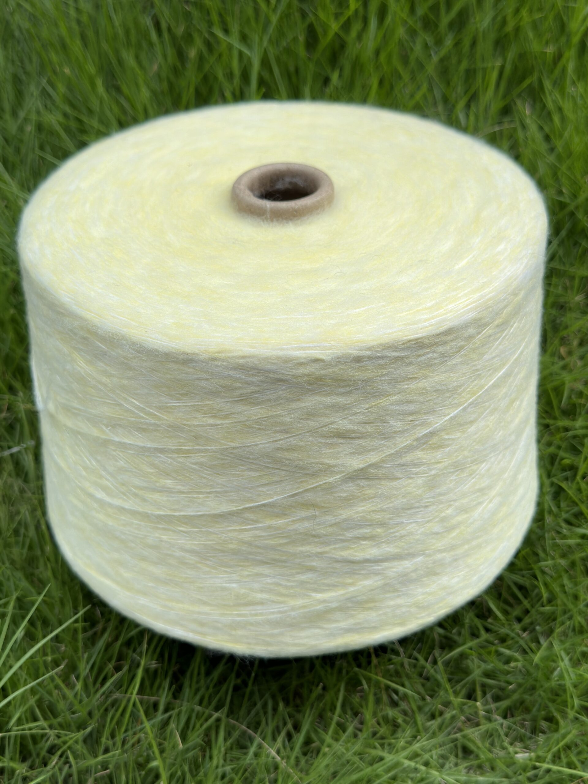 1/12NM 52RE-POLYESTER 48ACRYLIC