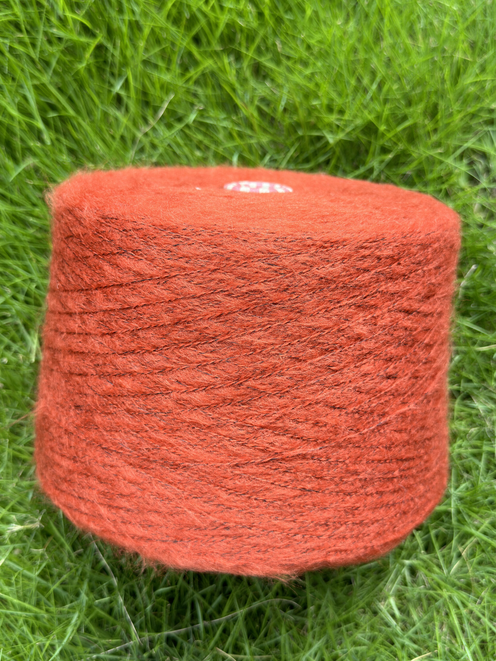 mossy yarn 1.8.5NM 68ACRYLIC 30POLYESTER 2PANDEX ORANGE